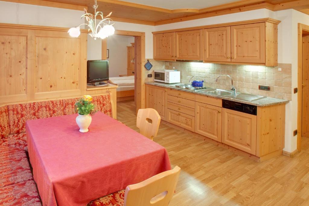 Residence Forcelles Сан Касиано Стая снимка