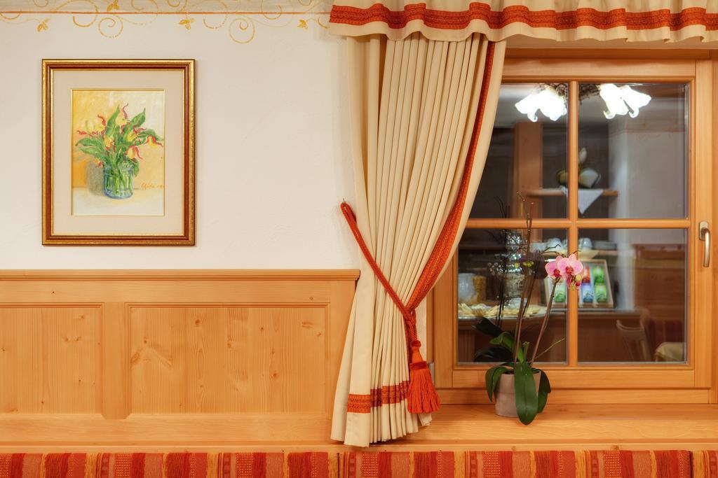 Residence Forcelles Сан Касиано Екстериор снимка